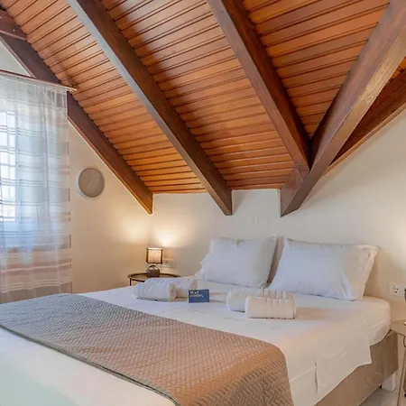 Filippos Loft *