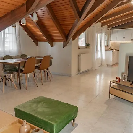 Filippos Loft 아르고스톨리온